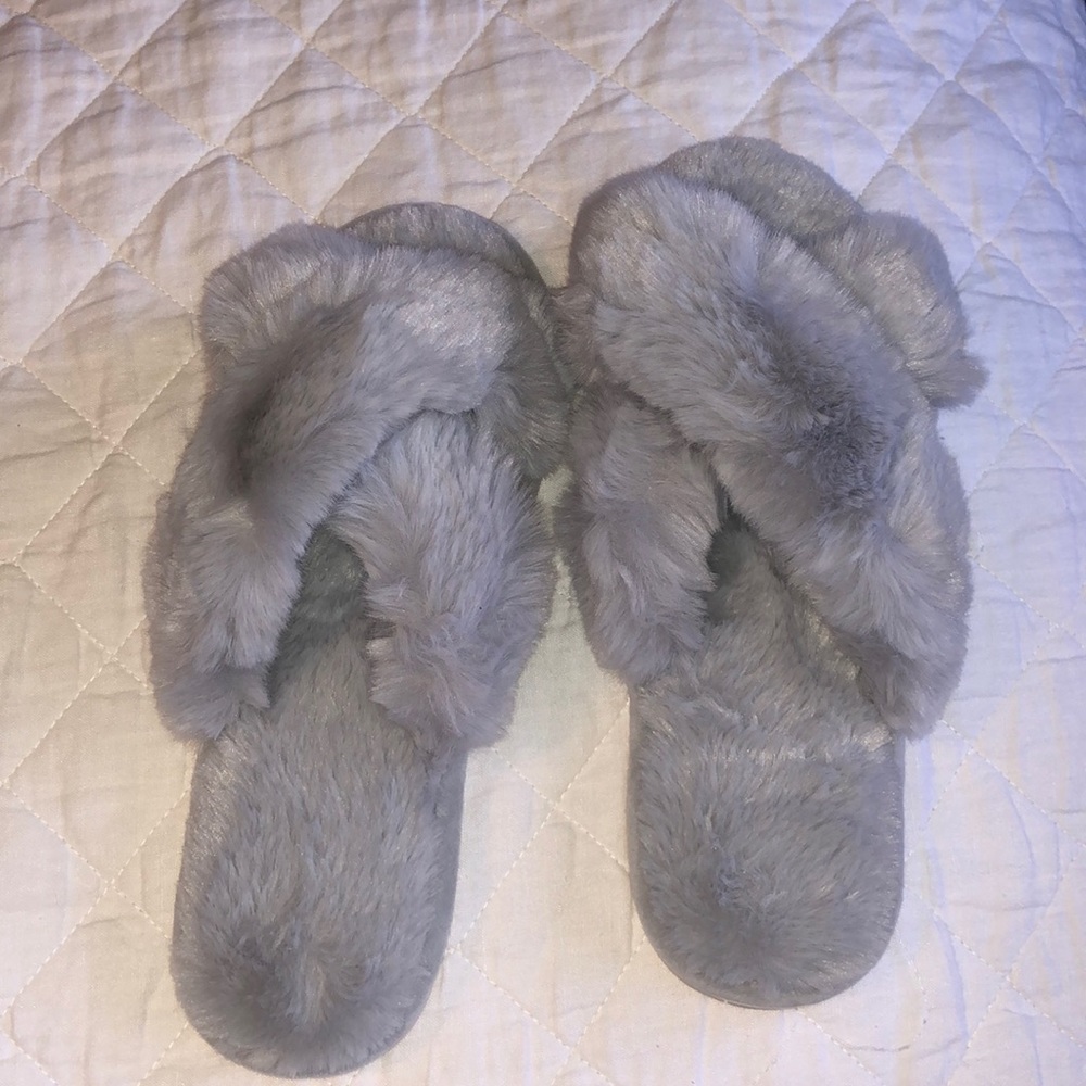 Slippers never worn